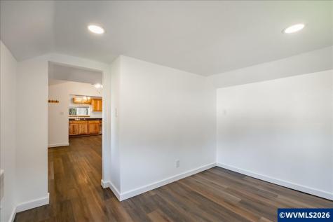 1649 Elm Street Sweet Home OR 97386