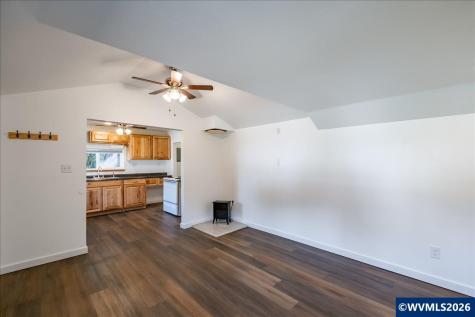 1649 Elm Street Sweet Home OR 97386