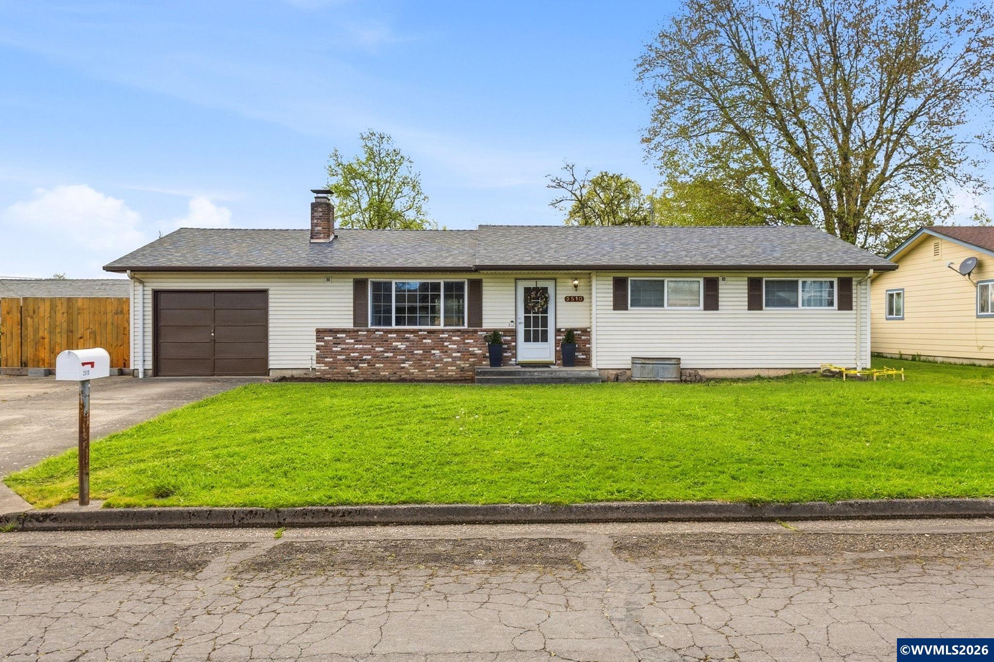 2510 Oak Street SE Albany OR 97322