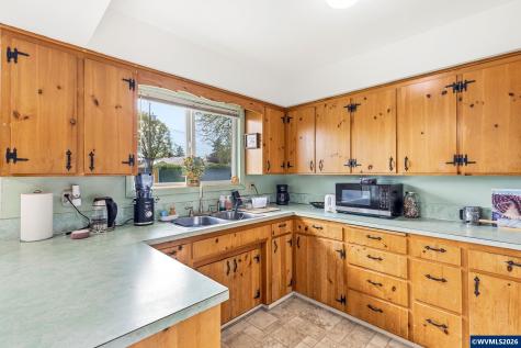 2510 Oak Street SE Albany OR 97322