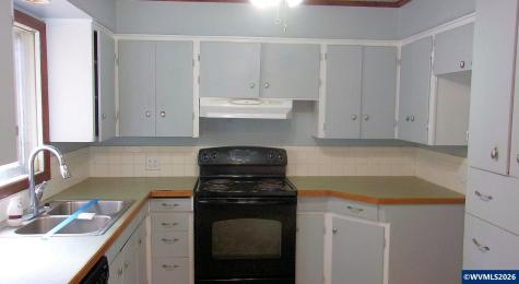 944 5th Street Lyons OR 97358