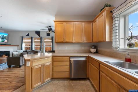 415 NW Viola Street Sheridan OR 97378