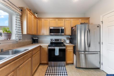 415 NW Viola Street Sheridan OR 97378