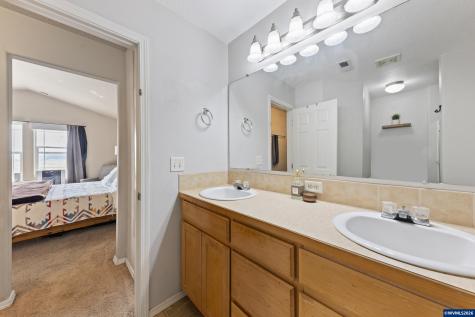 415 NW Viola Street Sheridan OR 97378