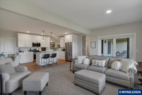 3965 Croisan Mountain Drive S Salem OR 97302