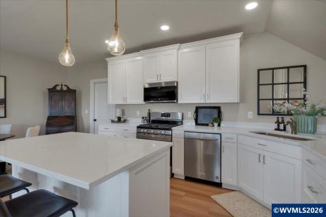 3965 Croisan Mountain Drive S Salem OR 97302