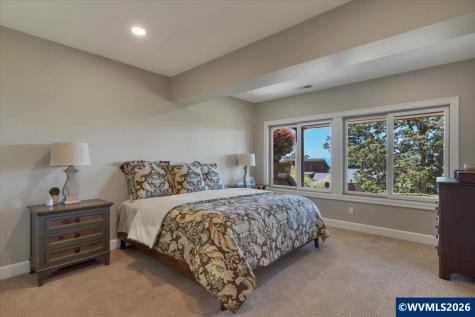 3965 Croisan Mountain Drive S Salem OR 97302