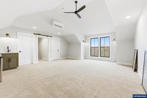 3694 View Top Lane SE Turner OR 97392