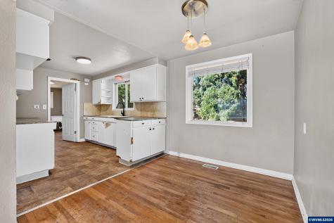 767 Browning Avenue S Salem OR 97302