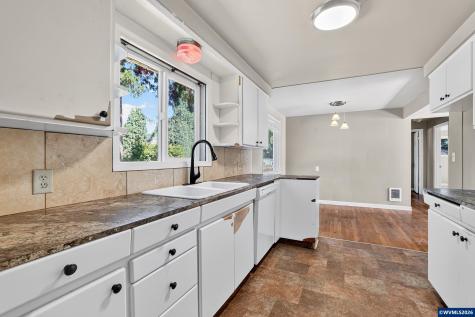 767 Browning Avenue S Salem OR 97302
