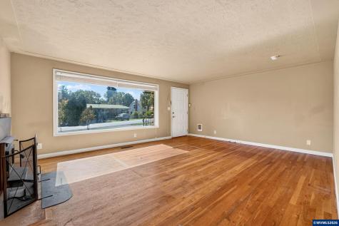 767 Browning Avenue S Salem OR 97302