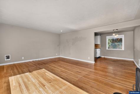 767 Browning Avenue S Salem OR 97302