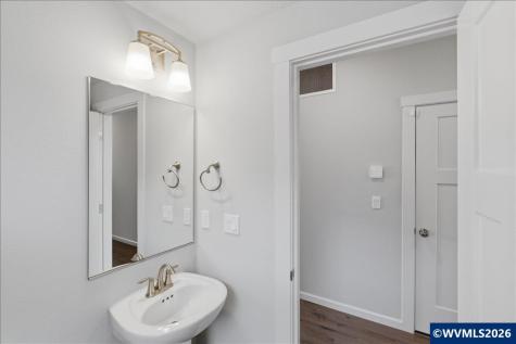 1628 Nolan Avenue S Albany OR 97322