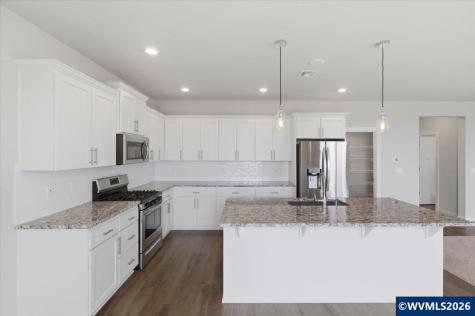 1628 Nolan Avenue S Albany OR 97322