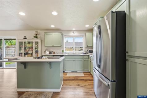 6495 Honeywood Court NE Keizer OR 97303
