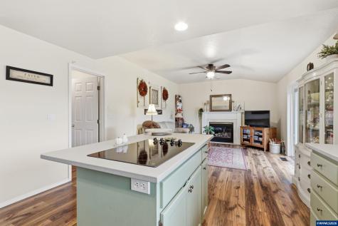6495 Honeywood Court NE Keizer OR 97303