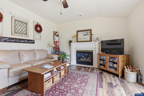 6495 Honeywood Court NE Keizer OR 97303