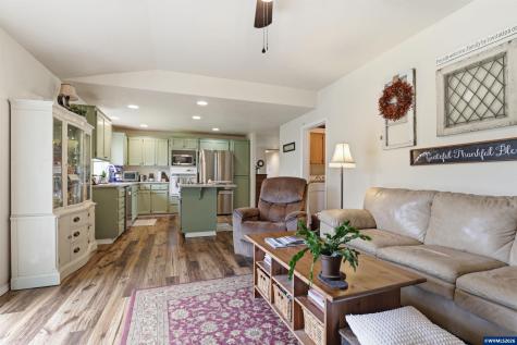 6495 Honeywood Court NE Keizer OR 97303