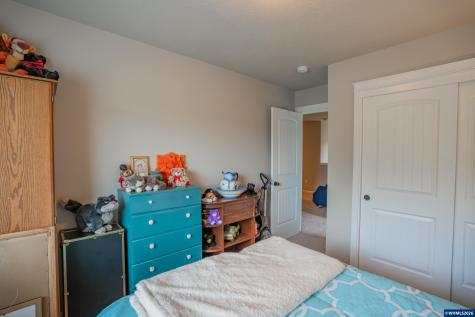 1013 Robbins Court Lebanon OR 97355