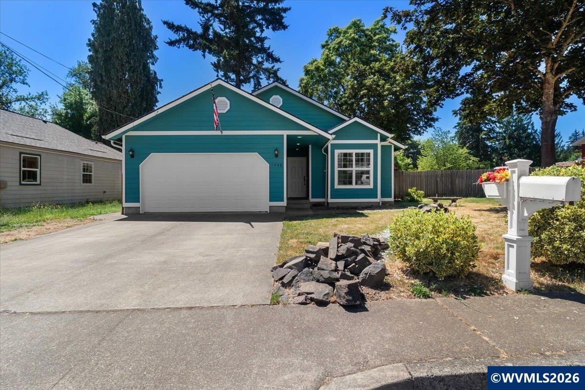 1608 9th Avenue Sweet Home OR 97386