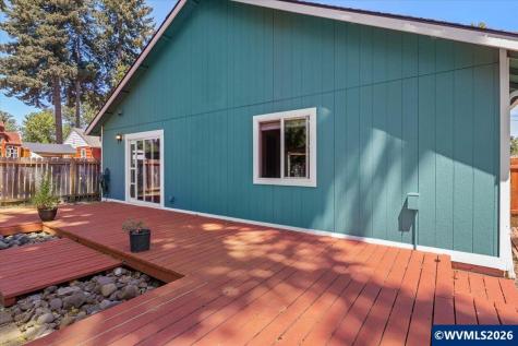 1608 9th Avenue Sweet Home OR 97386
