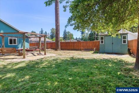 1608 9th Avenue Sweet Home OR 97386