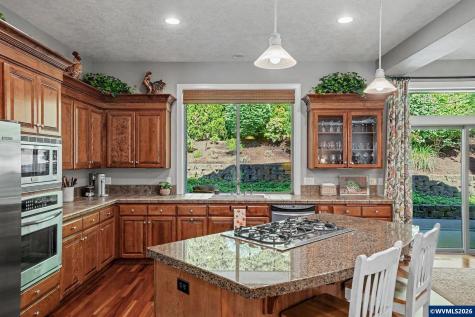 1380 West Meadows Drive NW Salem OR 97304