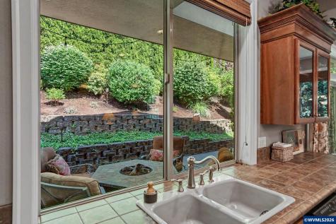 1380 West Meadows Drive NW Salem OR 97304