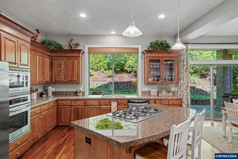 1380 West Meadows Drive NW Salem OR 97304