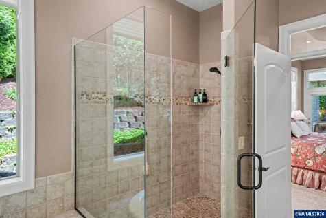 1380 West Meadows Drive NW Salem OR 97304