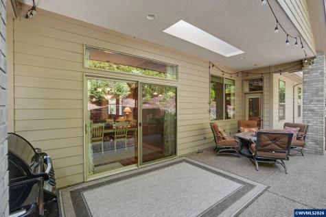 1380 West Meadows Drive NW Salem OR 97304