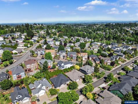 1380 West Meadows Drive NW Salem OR 97304