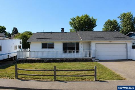 4942 Oak Park Drive NE Salem OR 97305