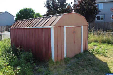 4942 Oak Park Drive NE Salem OR 97305