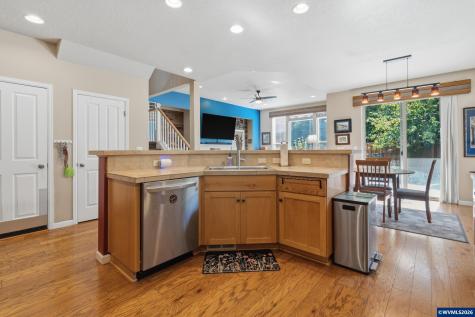 2516 Laura Vista Drive NW Albany OR 97321