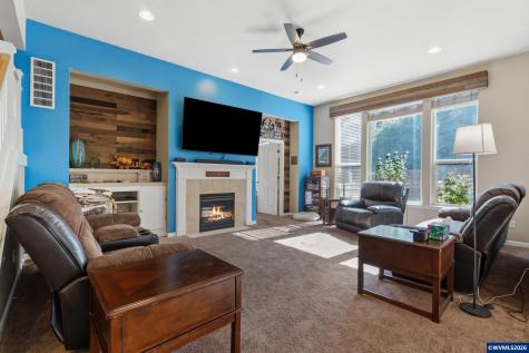 2516 Laura Vista Drive NW Albany OR 97321