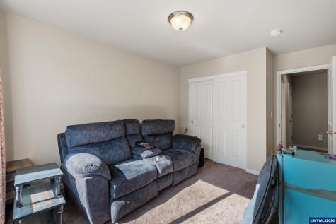 2516 Laura Vista Drive NW Albany OR 97321