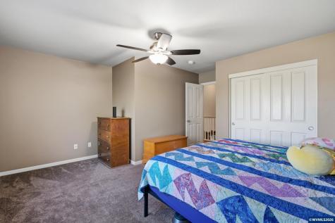 2516 Laura Vista Drive NW Albany OR 97321