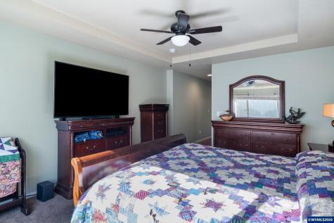 2516 Laura Vista Drive NW Albany OR 97321