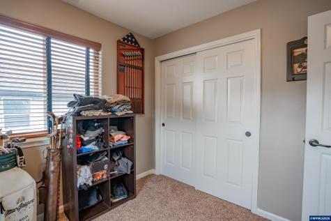 2147 Steelhead Court Lebanon OR 97355