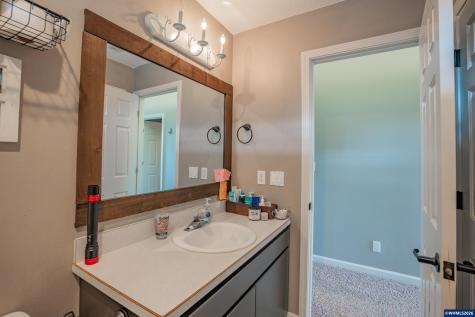 2147 Steelhead Court Lebanon OR 97355