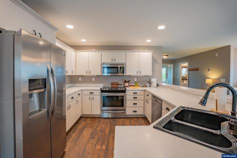 2147 Steelhead Court Lebanon OR 97355