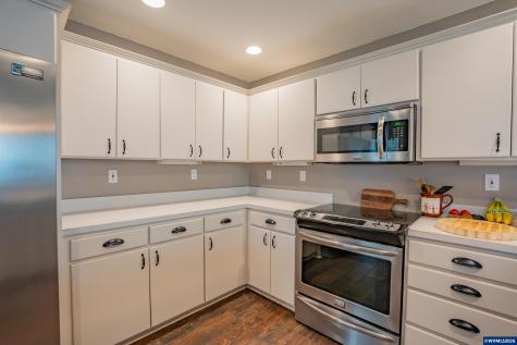 2147 Steelhead Court Lebanon OR 97355