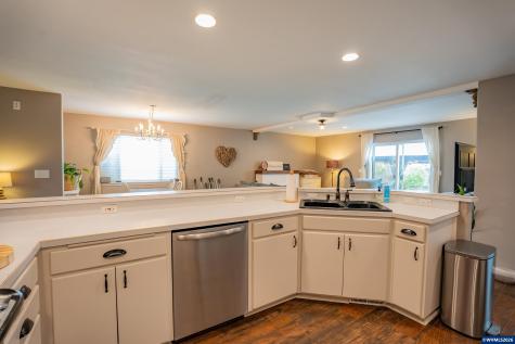 2147 Steelhead Court Lebanon OR 97355