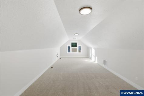 1763 York Butte Avenue SE Salem OR 97306