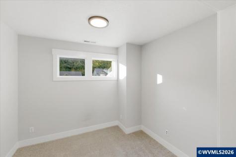 1763 York Butte Avenue SE Salem OR 97306