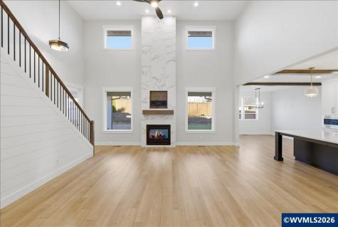 1763 York Butte Avenue SE Salem OR 97306