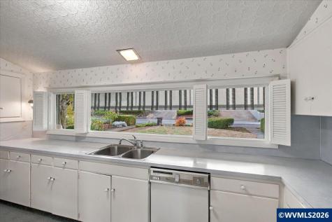 2610 Skopil Avenue S Salem OR 97302