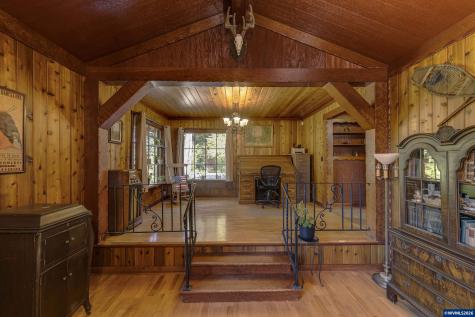 24680 N Santiam Highway SE Lyons OR 97358