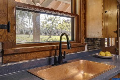 24680 N Santiam Highway SE Lyons OR 97358